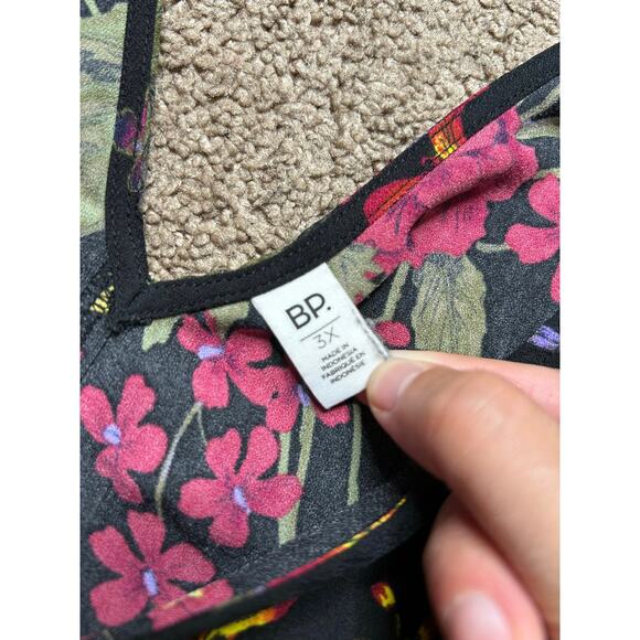 Women’s size 3X BP. Black floral v-neck tank top dressy blouse multicolor - Picture 3 of 5